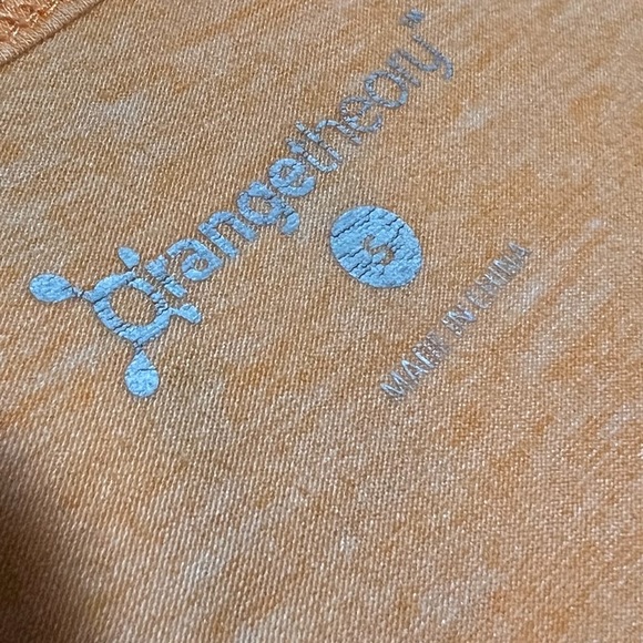 OrangeTheory tank - Picture 2 of 4